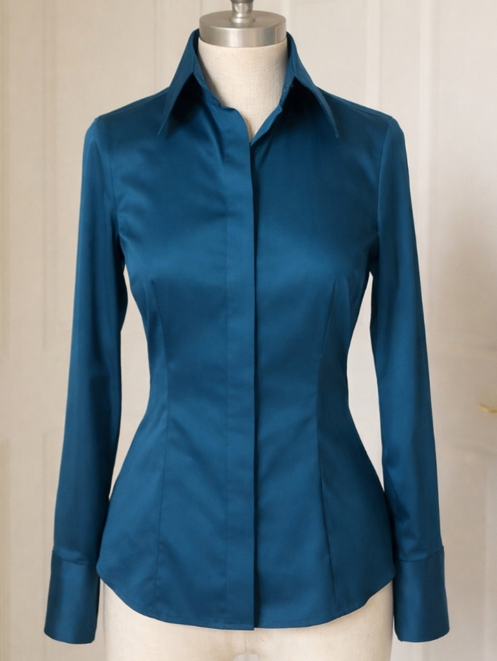 BANANA REPUBLIC Teal Peacock Blue Tailored Blouse | Minimalist Hourglass | SMALL